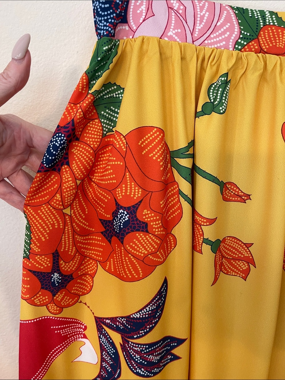 NWOT Vibrant Floral Maxi Skirt with Pockets - Picture 6 of 16